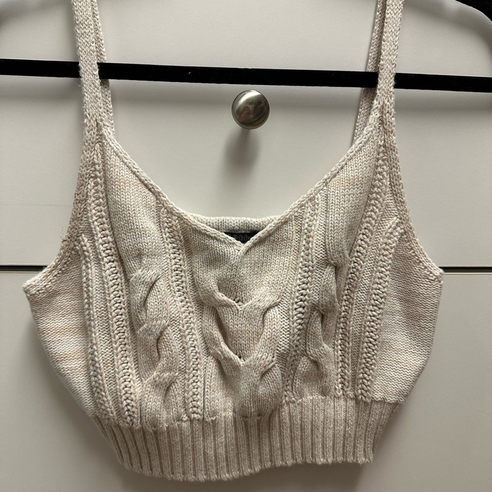 knitted tank top